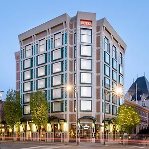 The Magnolia & Canada